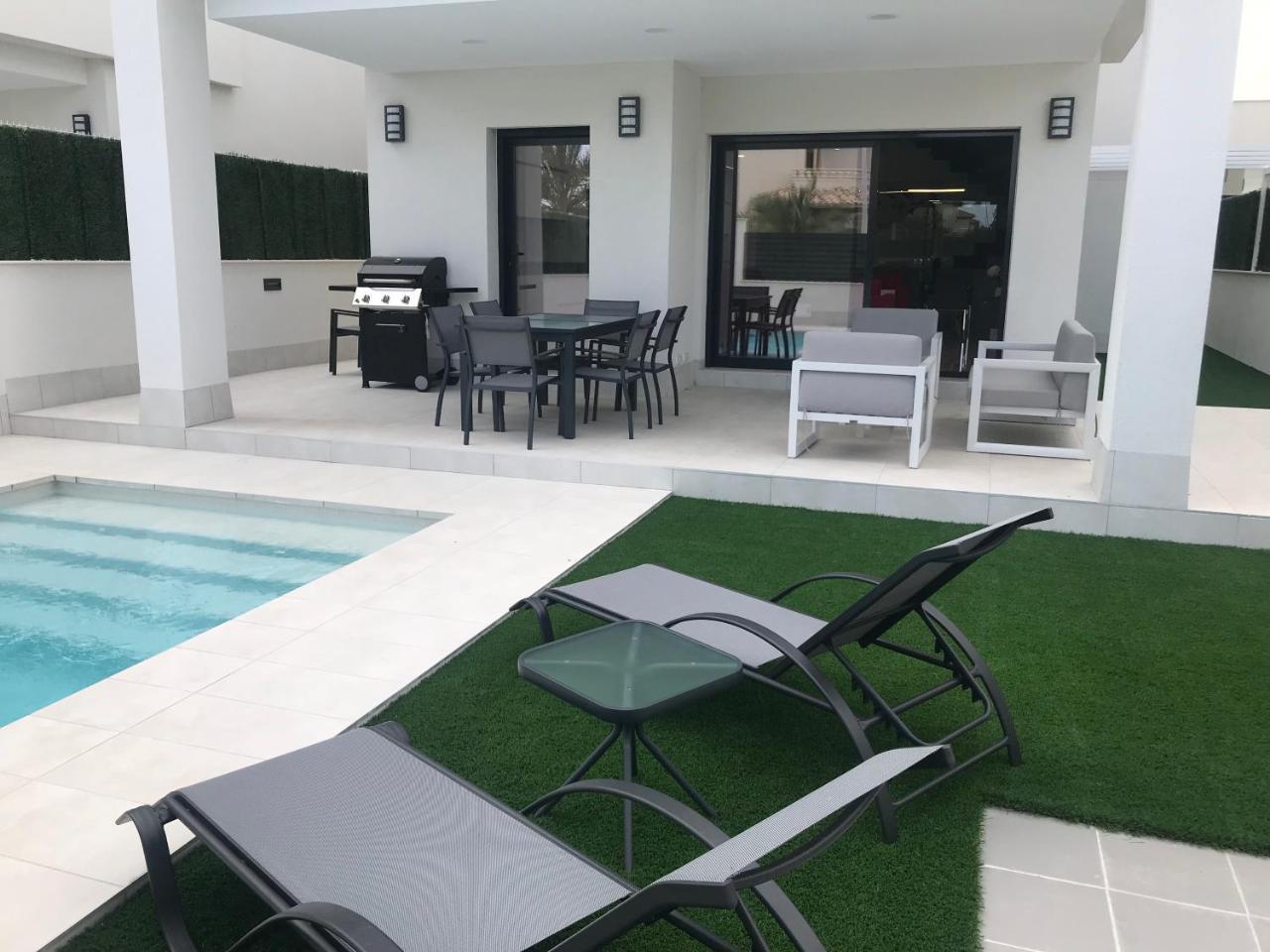 Villa Deluxe La Marina Beach Alicante Luaran gambar